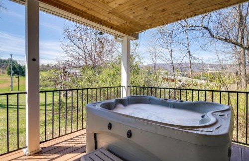 Newport House | Private Hot Tub and Mountain View Newport Home