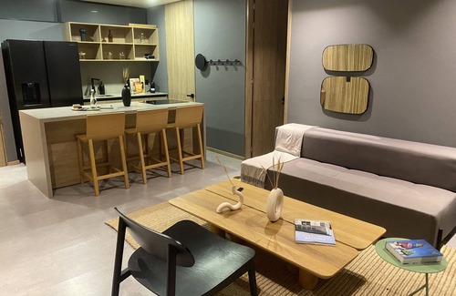 Las Lomas I Apartment | Private Hot Tub & Balcony - AC - Deluxe - Wake 1016