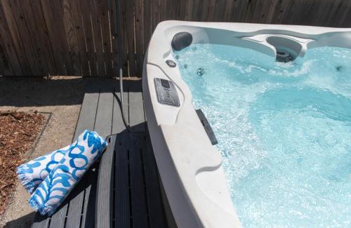 Harvey Park South House | Private Hot Tub & Fire Pit Near Bear Creek Park
