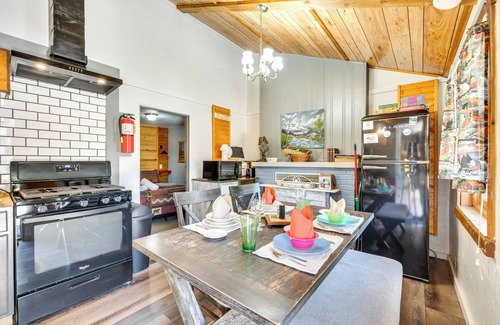 Drake Cabin | Private Hot Tub + Fishing On-Site: Cabin in Drake