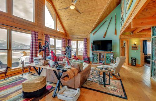 Grand Lake House | Private Hot Tub Mtn-View Grand Lake Cabin!