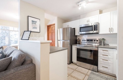 Whistler Cay Estates Condo | Private Hot Tub | Pets | Free Parking | Location!