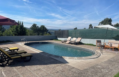 Varzea da Ovelha e Aliviada House | Private House with Pool