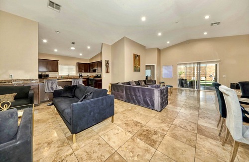 Desert Hot Springs House | Private House with Pool and Spa