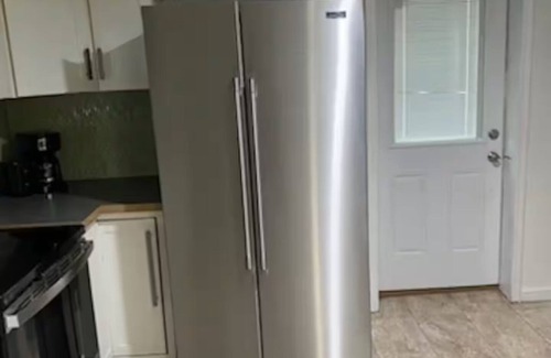 Howland Corners House | Private house 1 bedroom 1 bath ground-floor