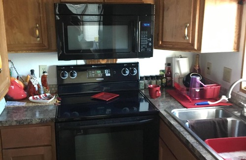 Apache Junction House | Private house/Superstition Mtns/20 min Canyon Lake/Little House on praire