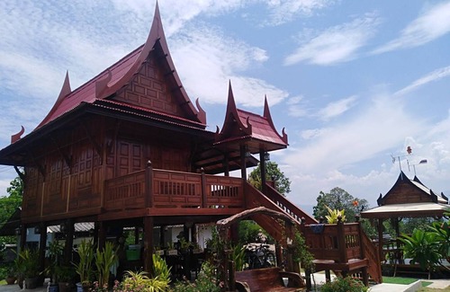Mae Faek Mai House | Private house