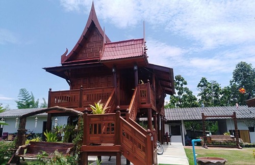 Mae Faek Mai House | Private house