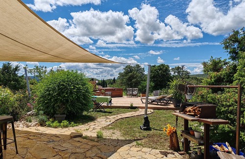Lagorce House | Private house with jacuzzi
