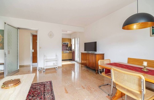Caslano Villa | Private house with Pool 150m from the Lake.