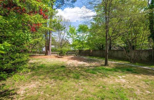 Forest Hill Terrace House | Private House + Yard Central Location to all RVA