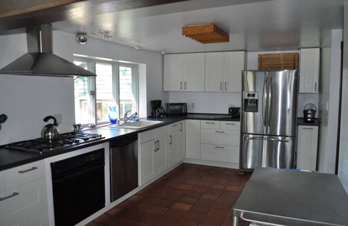 Danby House | PRIVATE Indoor Pool - Extraordinary Mountain Views!