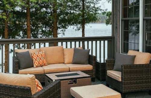 The Archipelago House | Private Island on Georgian Bay: Parry Sound
