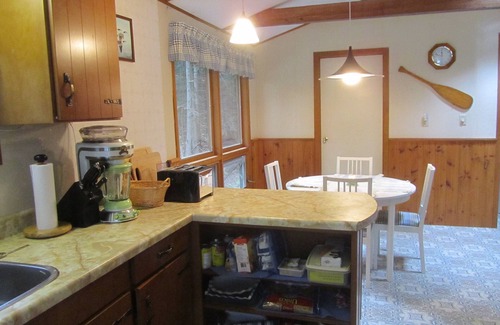 Carling Cottage | Private Island Cottage is located on 30,000 islands near Killbear Park