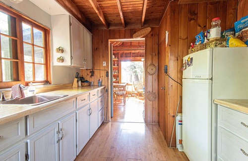McKellar Cottage | Private Island Cottage Paradise