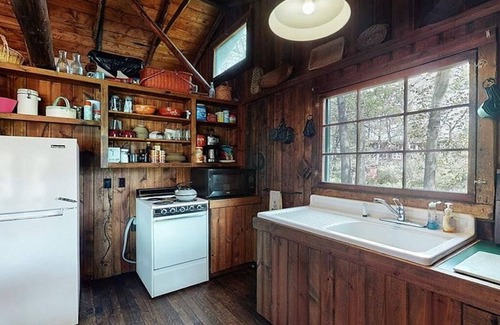New Franklin Cabin | Private Island Retreat on Portage Lakes