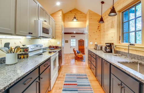 Stoneham Cottage | Private Island w/2 Cottages on Kezar Lake!