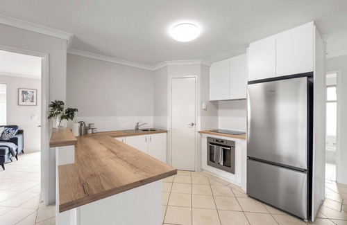 South Yunderup House | Private Jetty | Family & Pet-Friendly Retreat