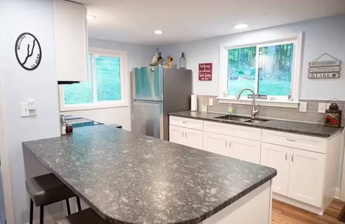 Hammondsport House | Private Keuka lake home with 4 acres of land and 70 ft of lake frontage