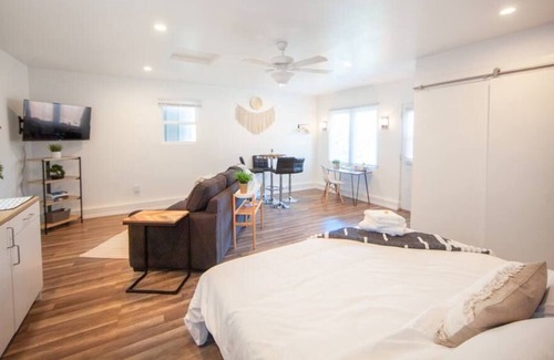 El Segundo Apartment | Private King Bed Suite, Near Beach| Long Term Stay