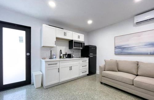 Coral Way Apartment | Private King Suite in Miami