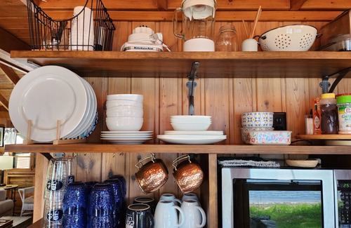 Nevis Cabin | Private lake cabin. WiFi, Beach, Pontoon Rental. Sept. openings! Booking for 26'