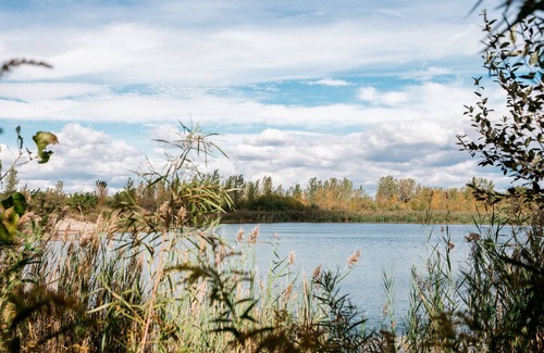 Rensselaer RV Rental | Private Lake Campground