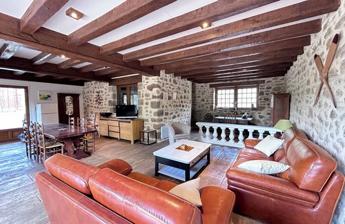 Saint-Estephe Cottage | Private lake & forest in the Dordogne: absolute calm in a comfortable gîte