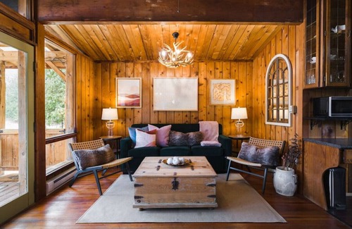 Sardis Cabin | Private Lake Front Cabin for 4