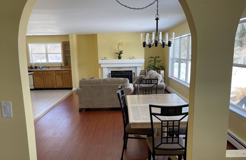 Monticello House | Private Lake House in Monticello