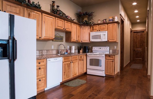 Loon Lake House | Private lake house on Deer Lake