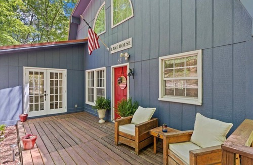 Jack Cottage | Private Lake House near Enterprise