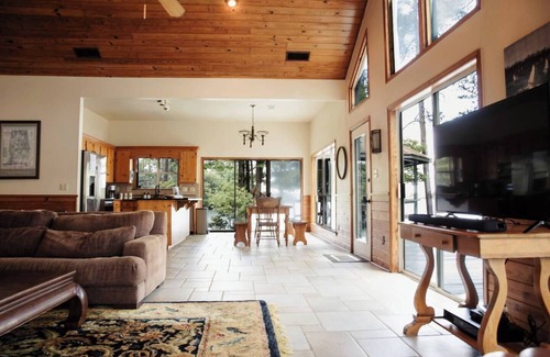Little Kowaliga House | Private Lake Martin Home on Nero's Point