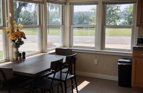 Howe House | Private Lake, Sleeps 11, Near Shipshewana, 4 Bedrooms, 2 Baths
