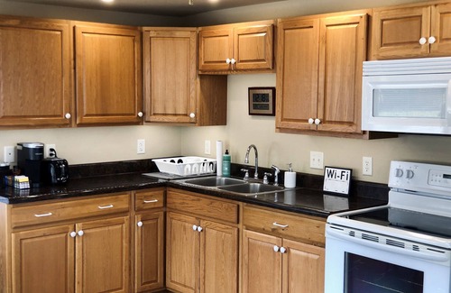 Howe House | Private Lake, Sleeps 11, Near Shipshewana, 4 Bedrooms, 2 Baths