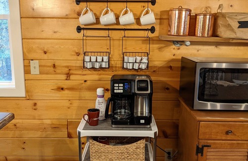 Kincheloe Cabin | Private lakefront cabin on beautiful Munuscong Bay
