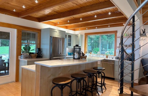 South Casco House | Private Lakefront Estate with 180 Degree Views