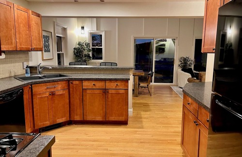Plymouth House | Private Lakefront Family Getaway Sleeps 10 Dog Friendly Close to Skiing