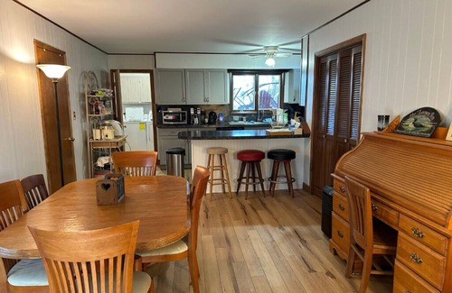 Paupack House | Private LakeFront ranch on Lake Wallenpaupack, PA. Secluded. Sunset view!