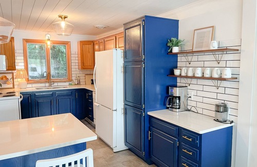 Cameron House | Private lakefront oasis close to wineries and Hammondsport