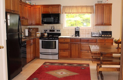 Morrisville House | Private Location, Fireplace, WiFi, AC, Minutes to Stowe Village