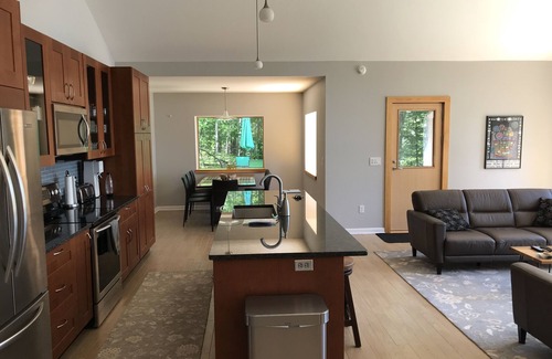 Bethel House | Private location with spectacular river and mountain views!