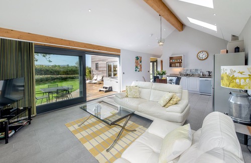 Horton House | Private lodge with countryside views and Hot tub