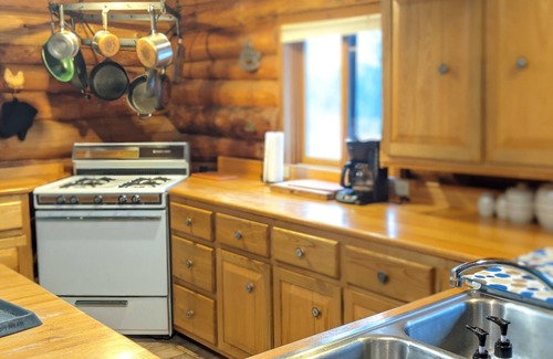 Remer House | Private Log Lodge Nestled In Chippewa National Forest On Secluded Lake.