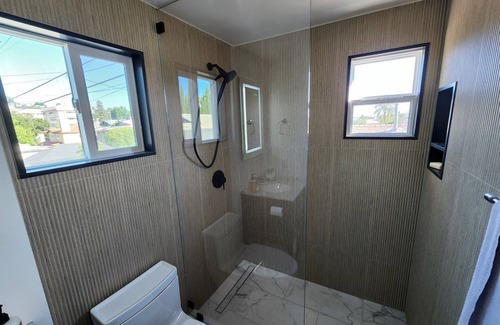 Los Feliz House | Private Los Feliz Studio - Walkable neighborhood, close to CHLA/Kaiser Hospitals