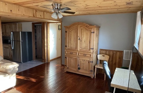 Divide House | Private Lower Floor with Beautiful Views