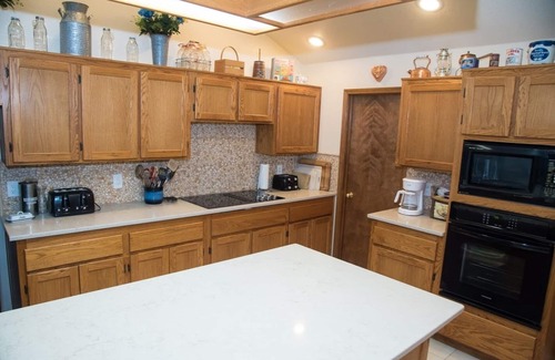 Strawberry House | Private Luxury 3998 SF Mountain Retreat. Come And See The Elk.