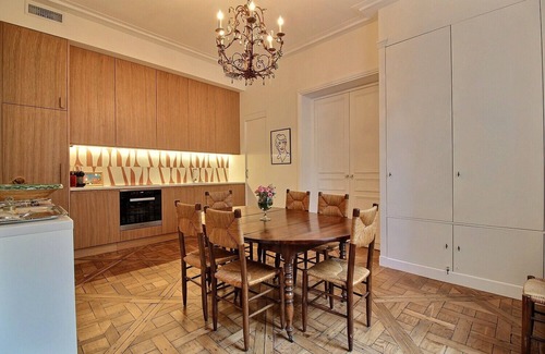 Saint-Thomas-d'Aquin Apartment | Private Luxury Apartment Saint Germain des Prés.