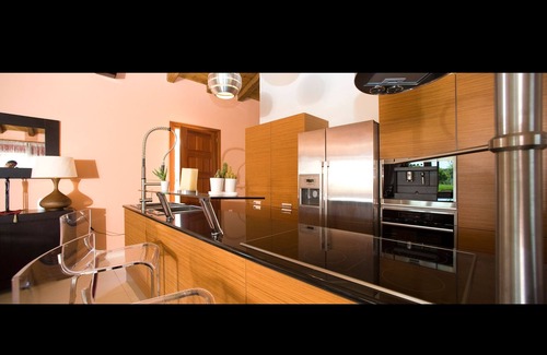 Gouvia Villa | “Private Luxury Estate with Pool, Tennis & Cinema”