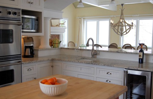 Ephraim House | Private, Luxury Family Compound -2min to downtown Ephraim & Sister Bay, Door Co